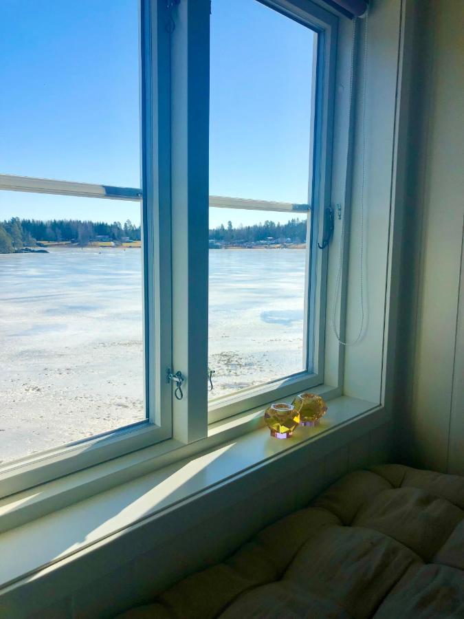 Lyseren Waterfront Cabin Omberg Eksteriør bilde